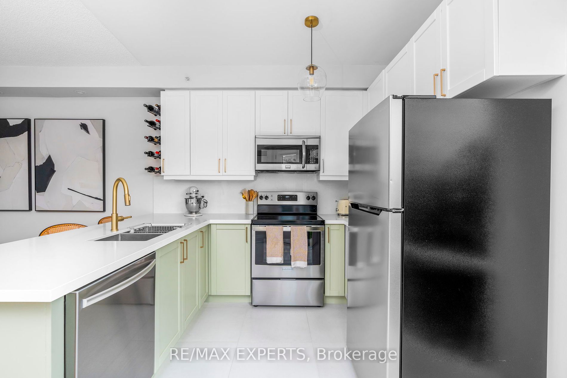 24 Woodstream Blvd 102