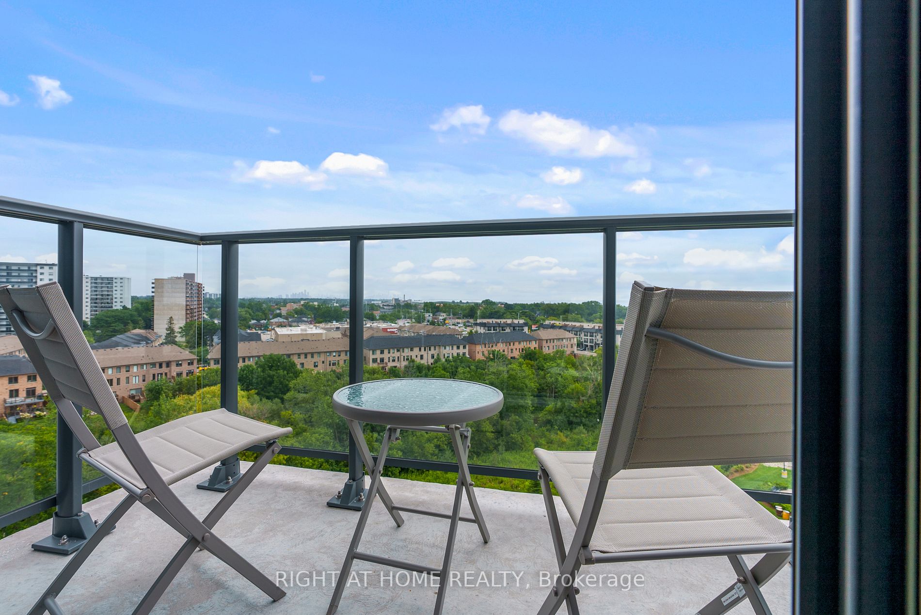 1063 Douglas Mccurdy Comm Circ