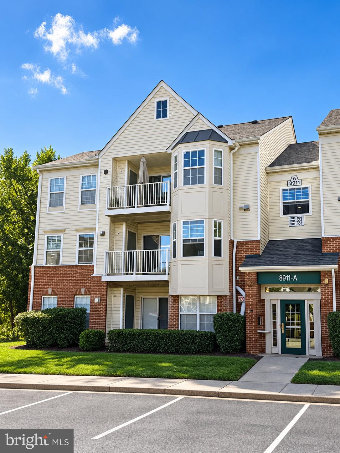 8911 Town Center Circle 201
