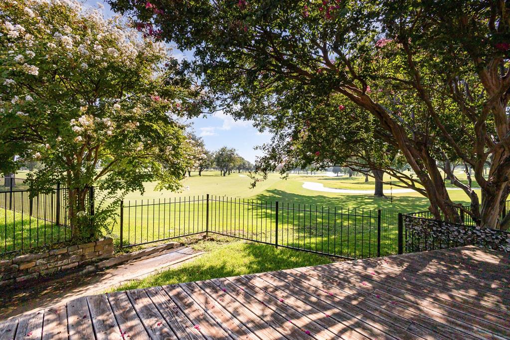 11108 Manorview Circle