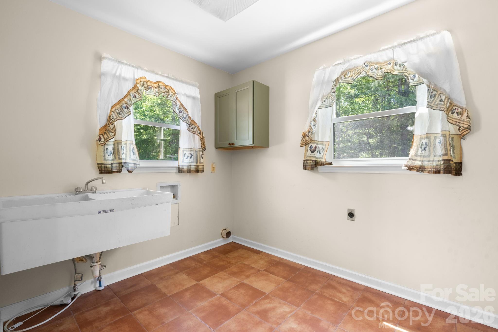2113 White Pine Drive