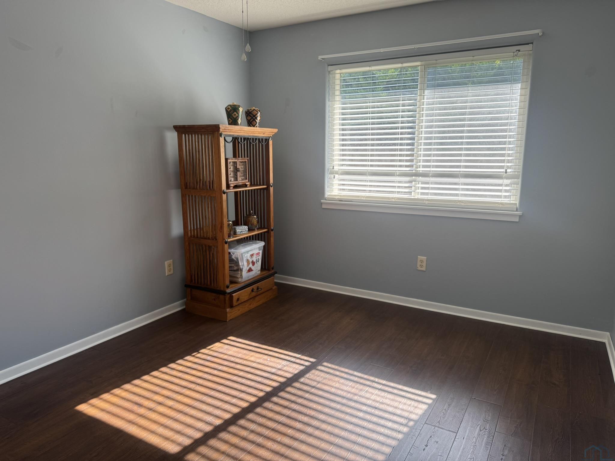 1120 Meadow View Court 1