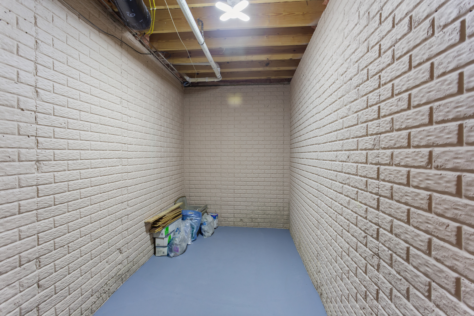 1808 S Orchard Drive