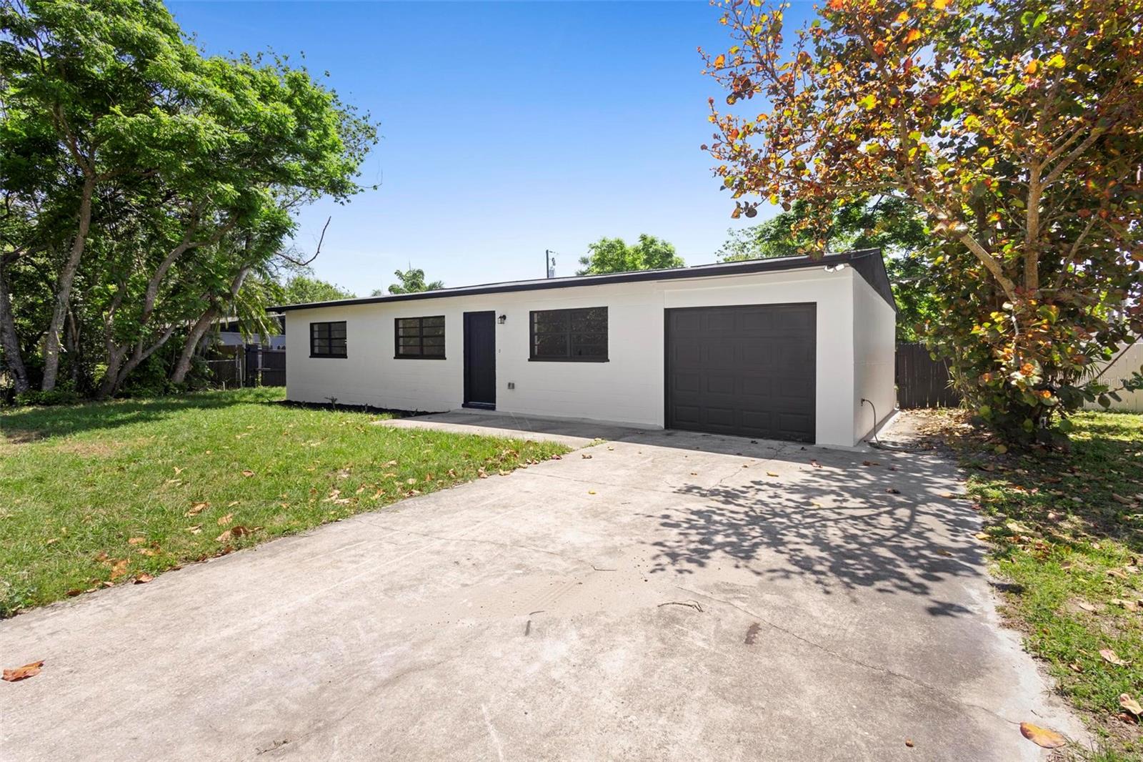 2675 Mimosa Lane