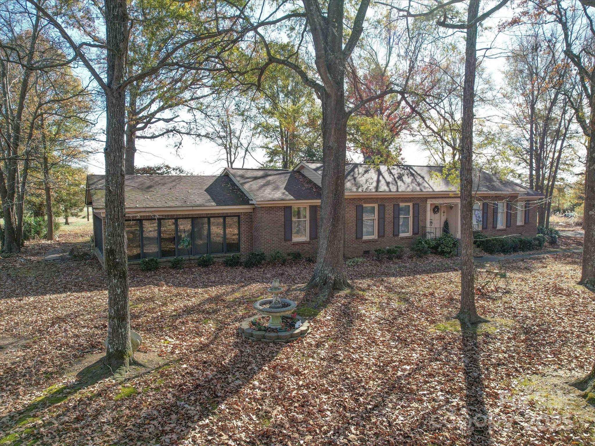 1120 Jug Broome Road