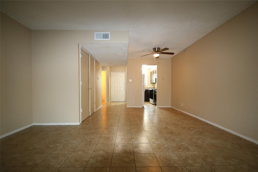 Large 2 Bed and 1.5 Bath Town Home Located In West Fort Worth Included: Spacious Living Area, Dining Area, Laundry Area with Full Size Washer and Dryer Connections, Ceiling Fans, Kitchen Appliances Included, Master Bedroom with Walk-In Closet Private Wood Fenced Patio.