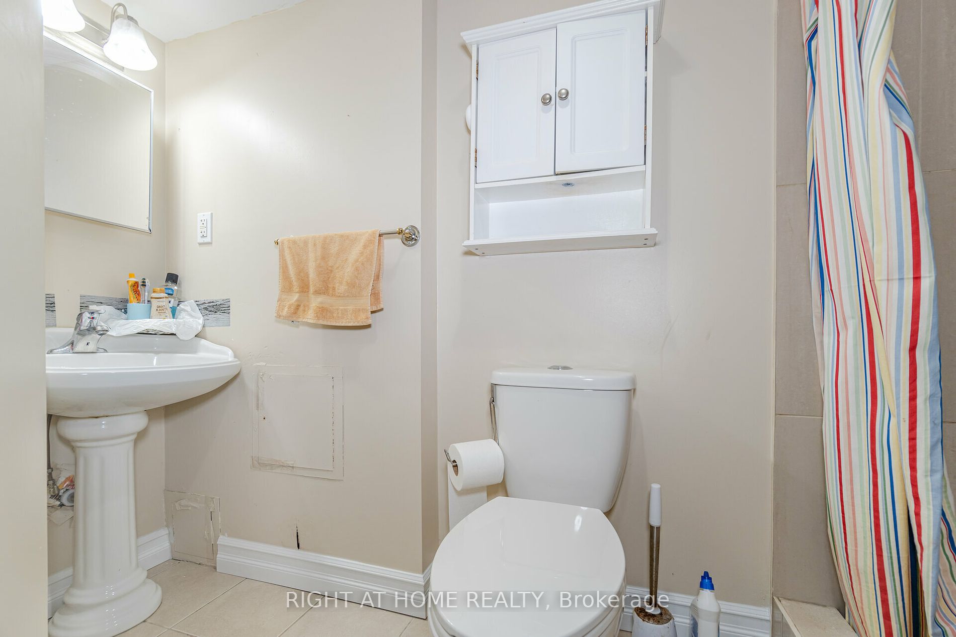 811 Othello Crt