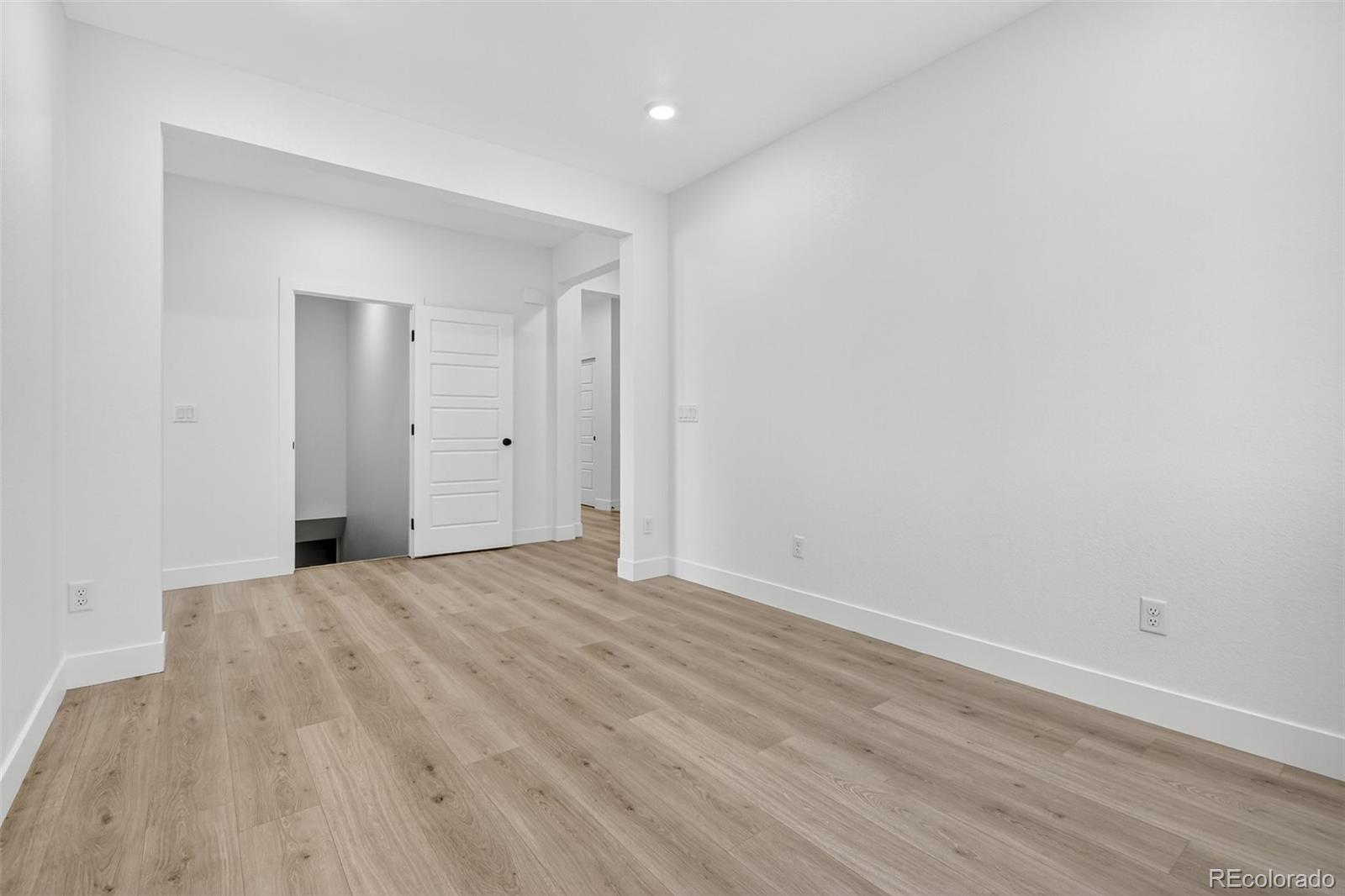 4285 Ridgewalk Point