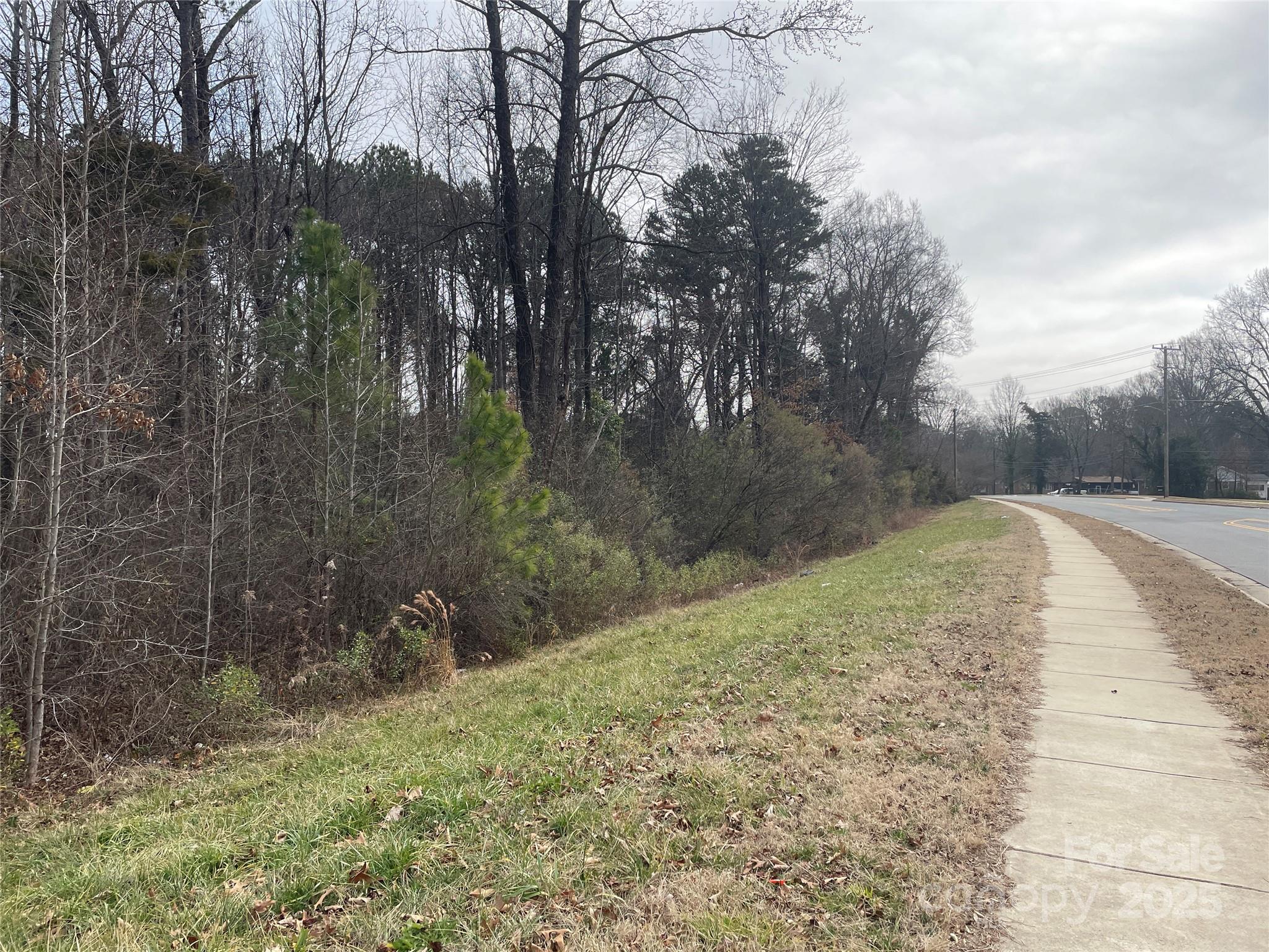 1900 Mineral Springs Road