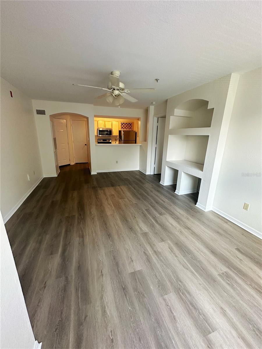 7250 Westpointe Boulevard 1028
