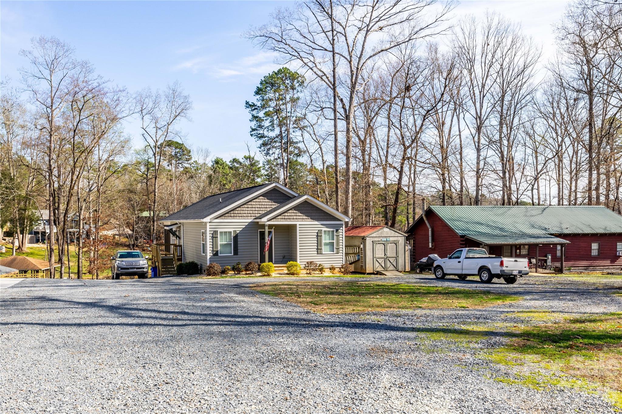 194 Hattaway Circle