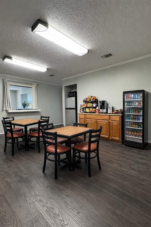 2775 NE Loop 286 Highway