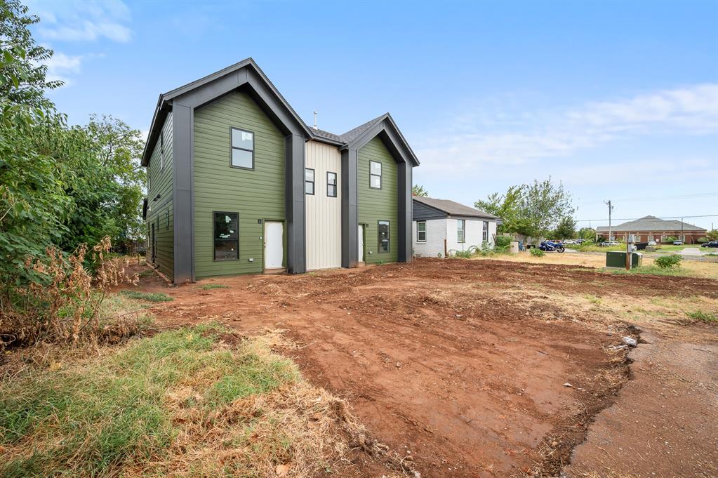 New build duplex in highly sought after Main Street Addition in Edmond, OK. Nestled west of Downtown Edmond and the University of Central Oklahoma, each unit is 3 bedrooms and 2 bathrooms with quartz countertops, stainless steel appliances and LVT flooring. This duplex is all electric and built energy efficient.  With no HOA’s and close proximity to the University this opportunity won’t last long.