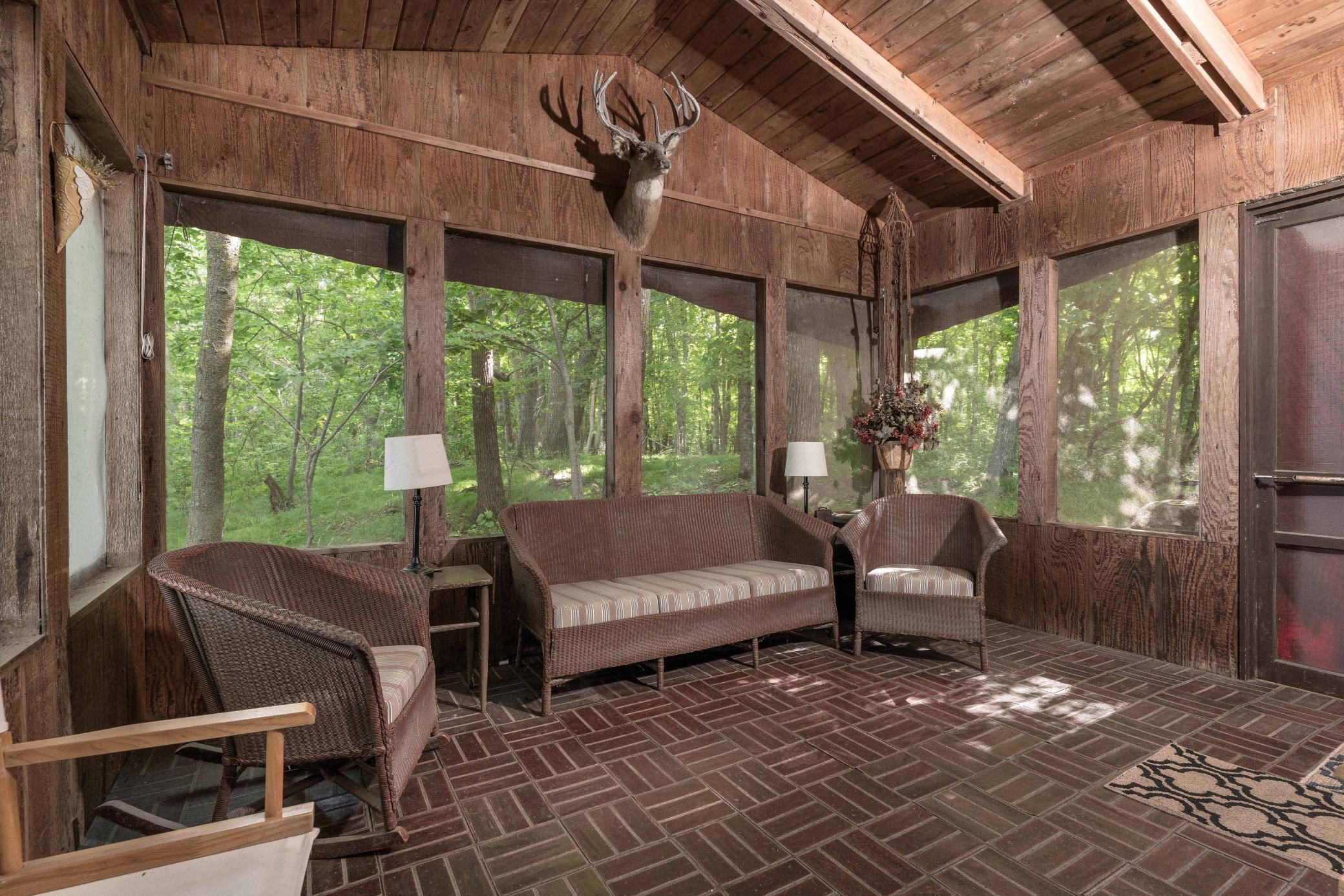 39060 Peninsula Lane