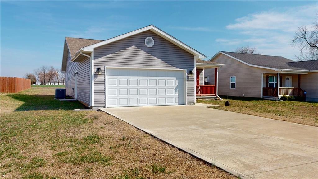 723 Meadow Lane