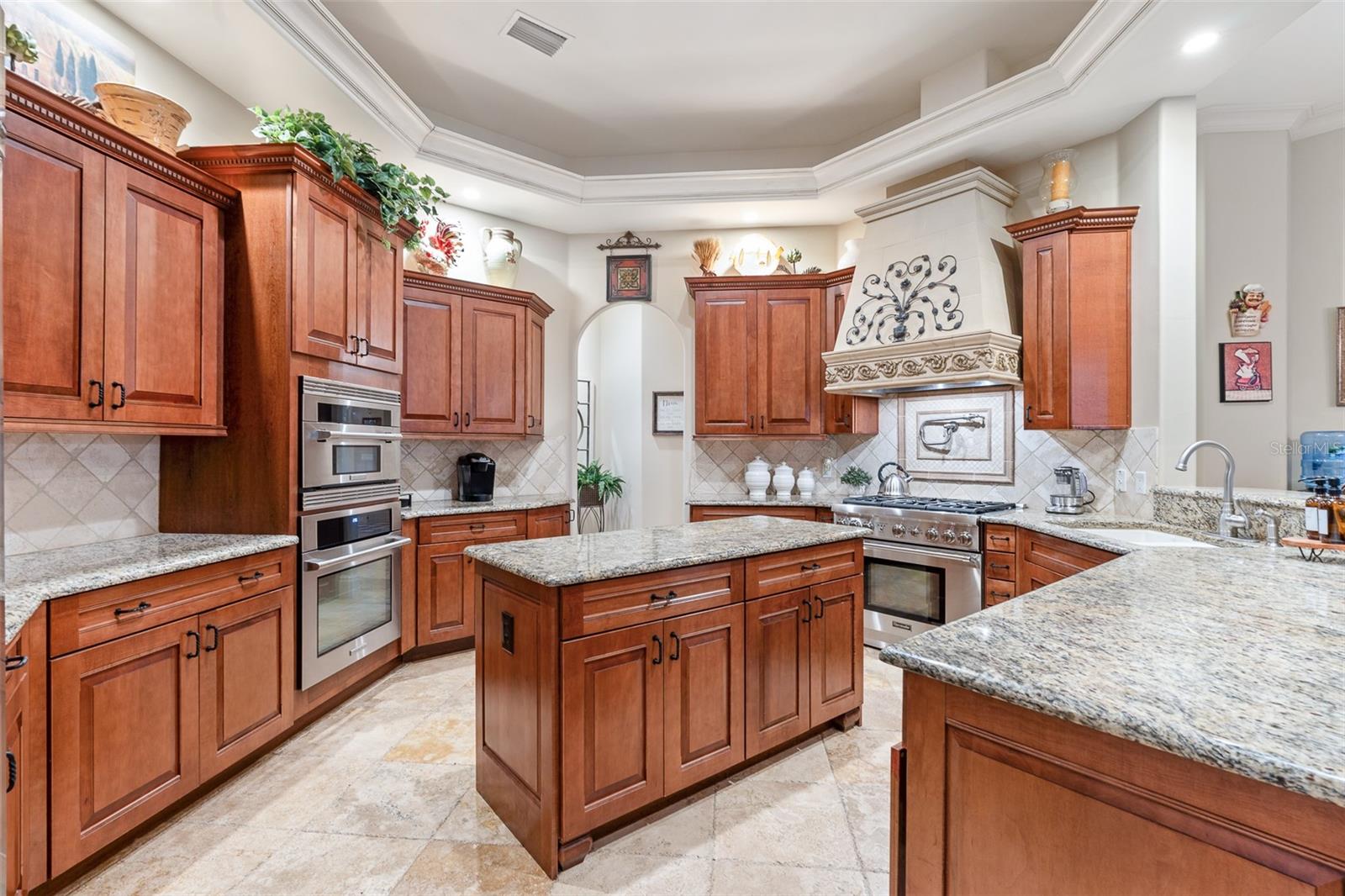 7341 Bella Foresta Place