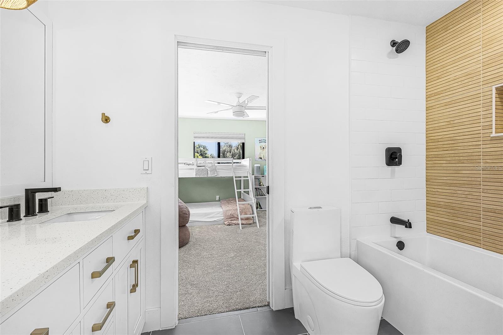 3620 Pembrook Dr