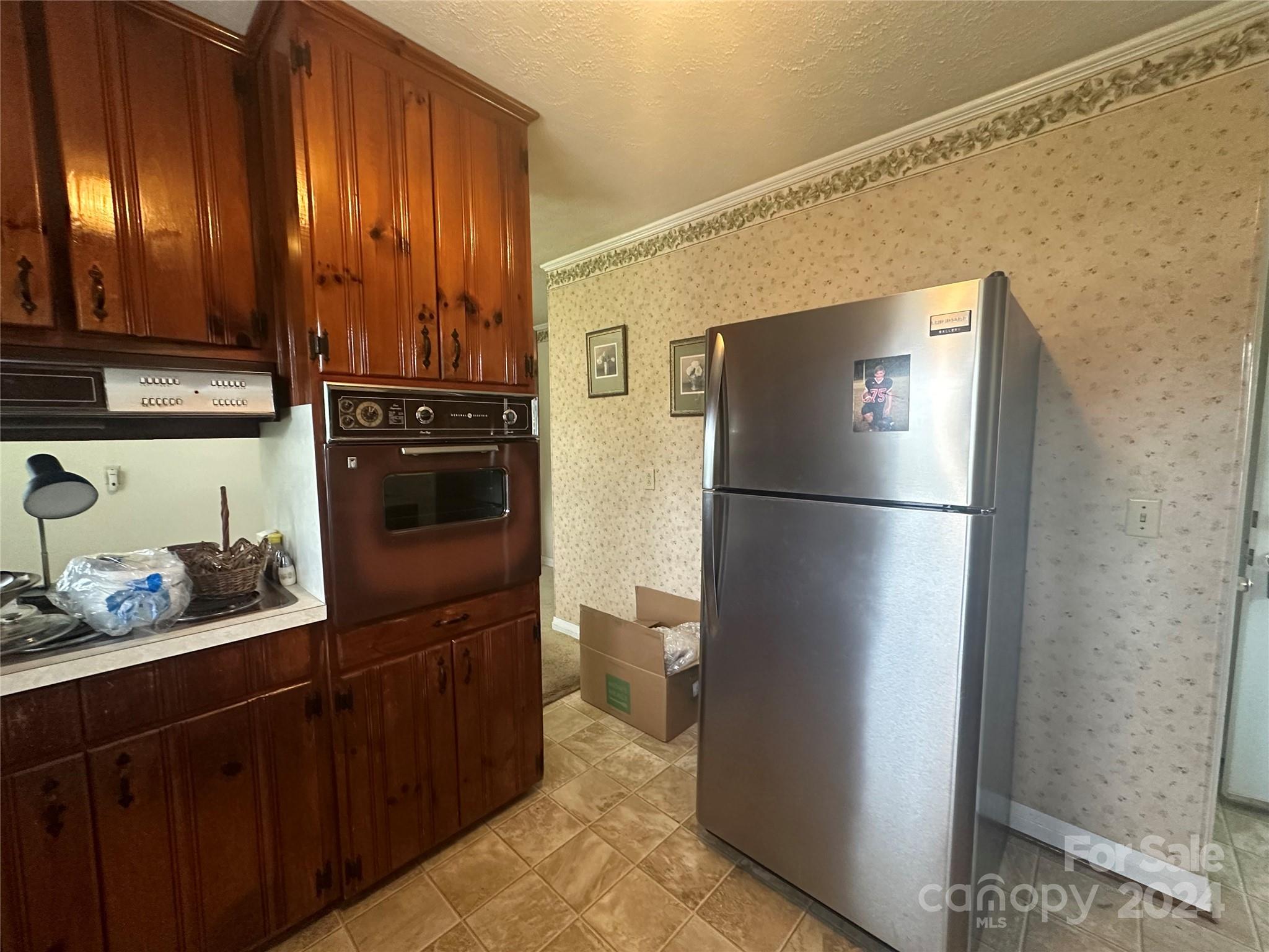 2406 Central Drive