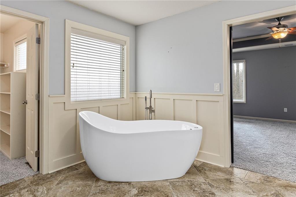 5619 NW 108th Terrace