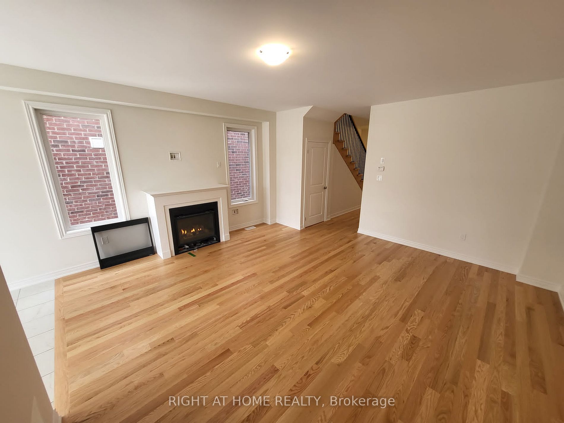 111 Bayardo Dr