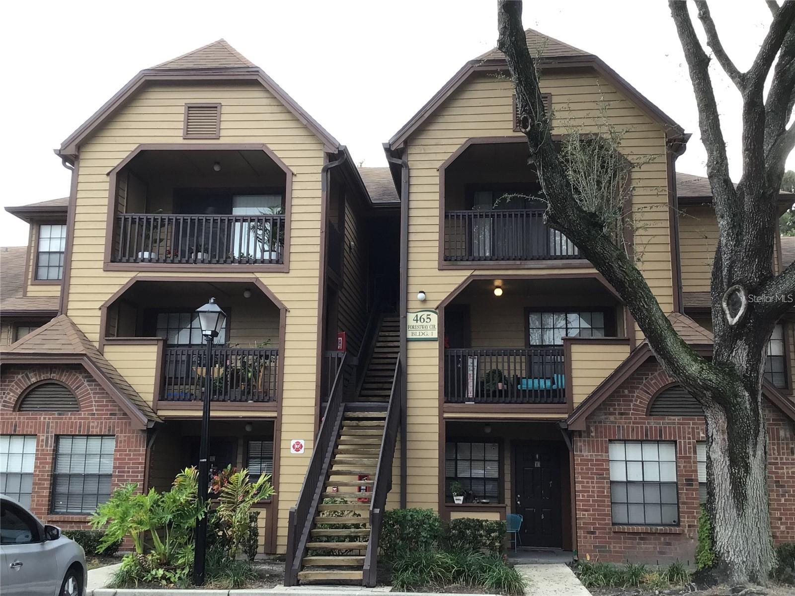 465 Forestway Circle 207
