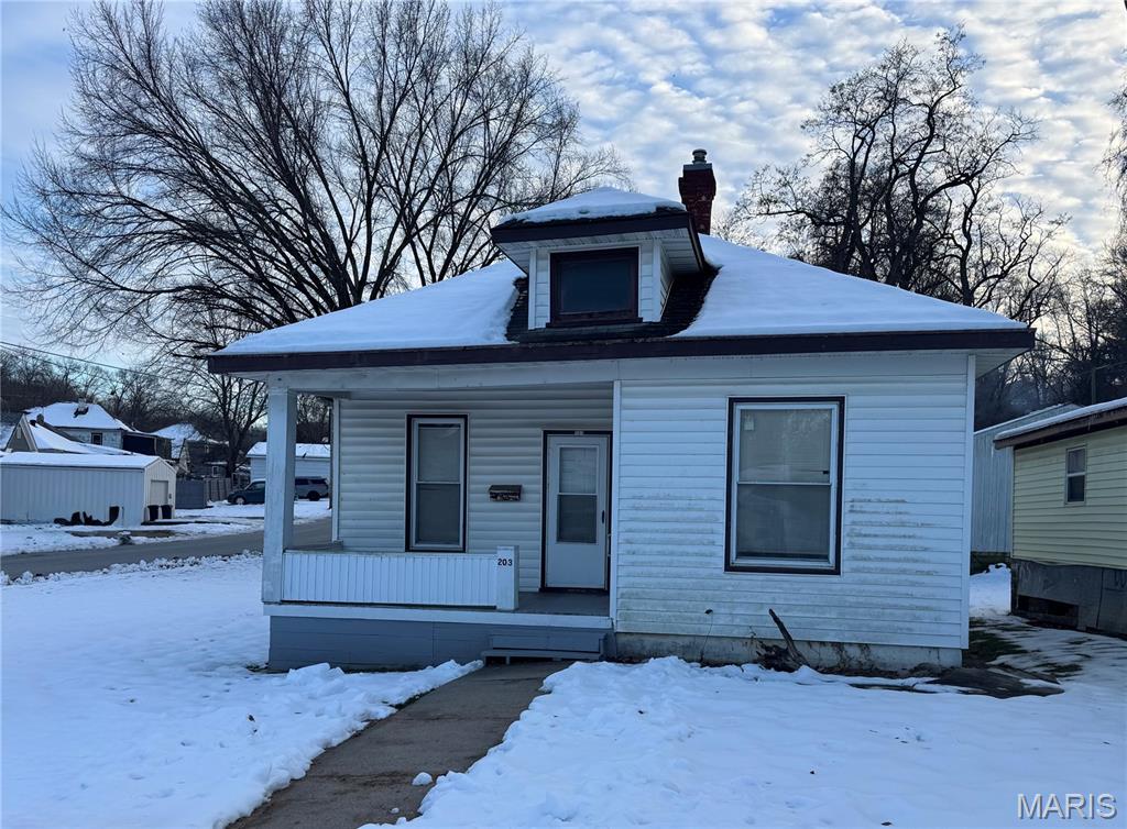 203 E Terrace