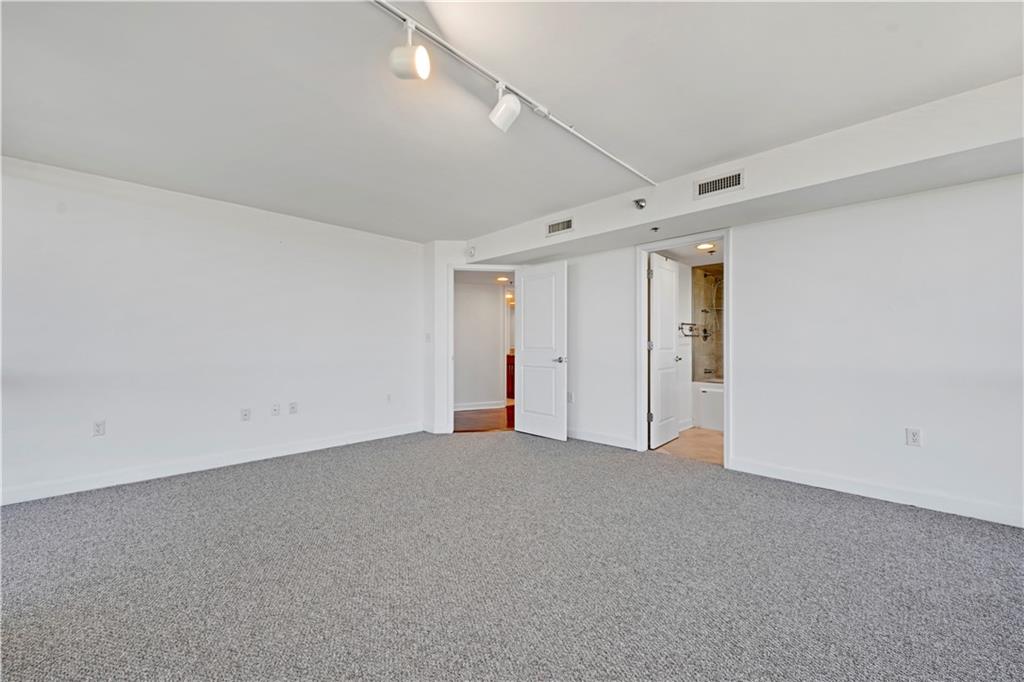 600 E Admiral Boulevard 1608