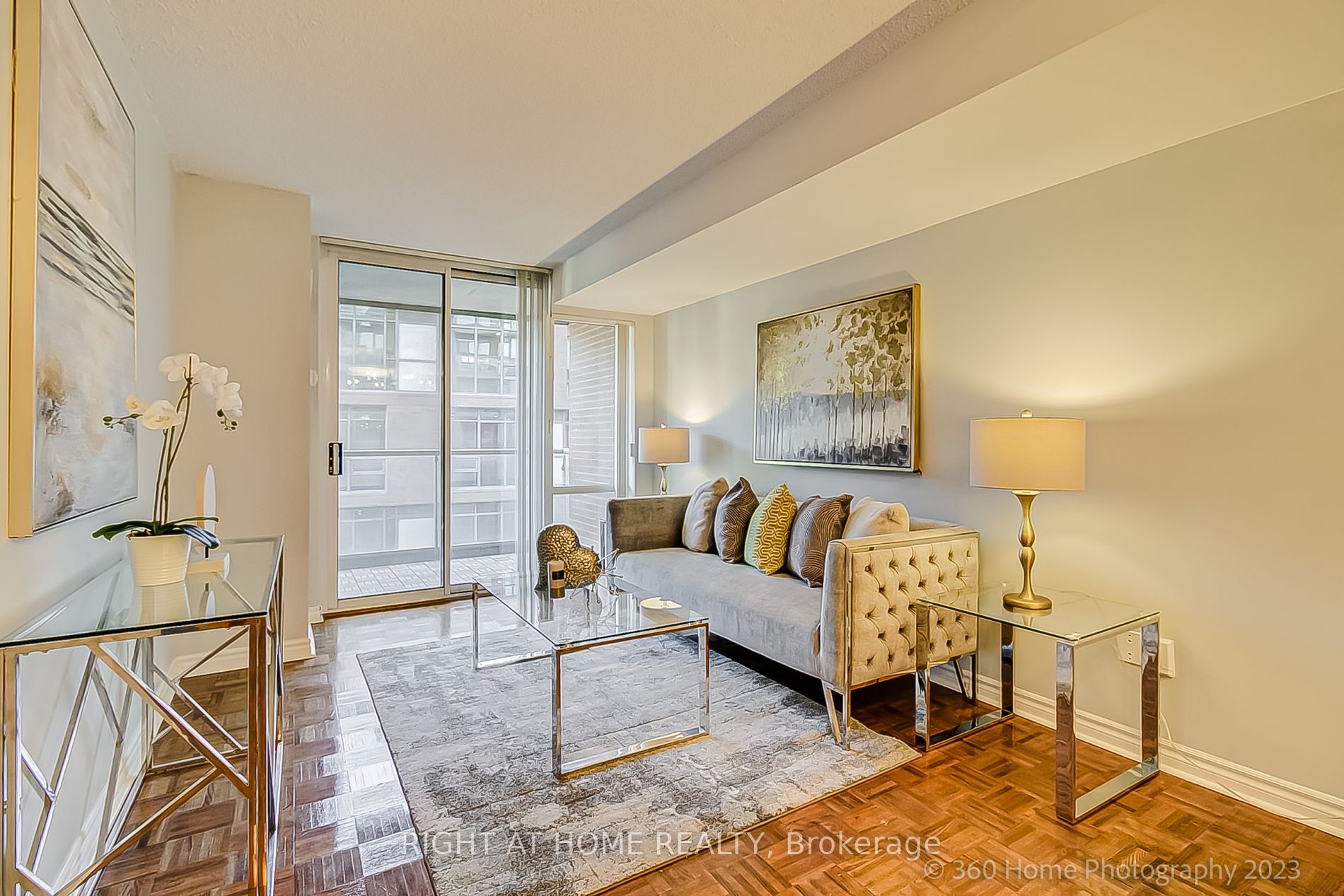 39 Parliament St 507