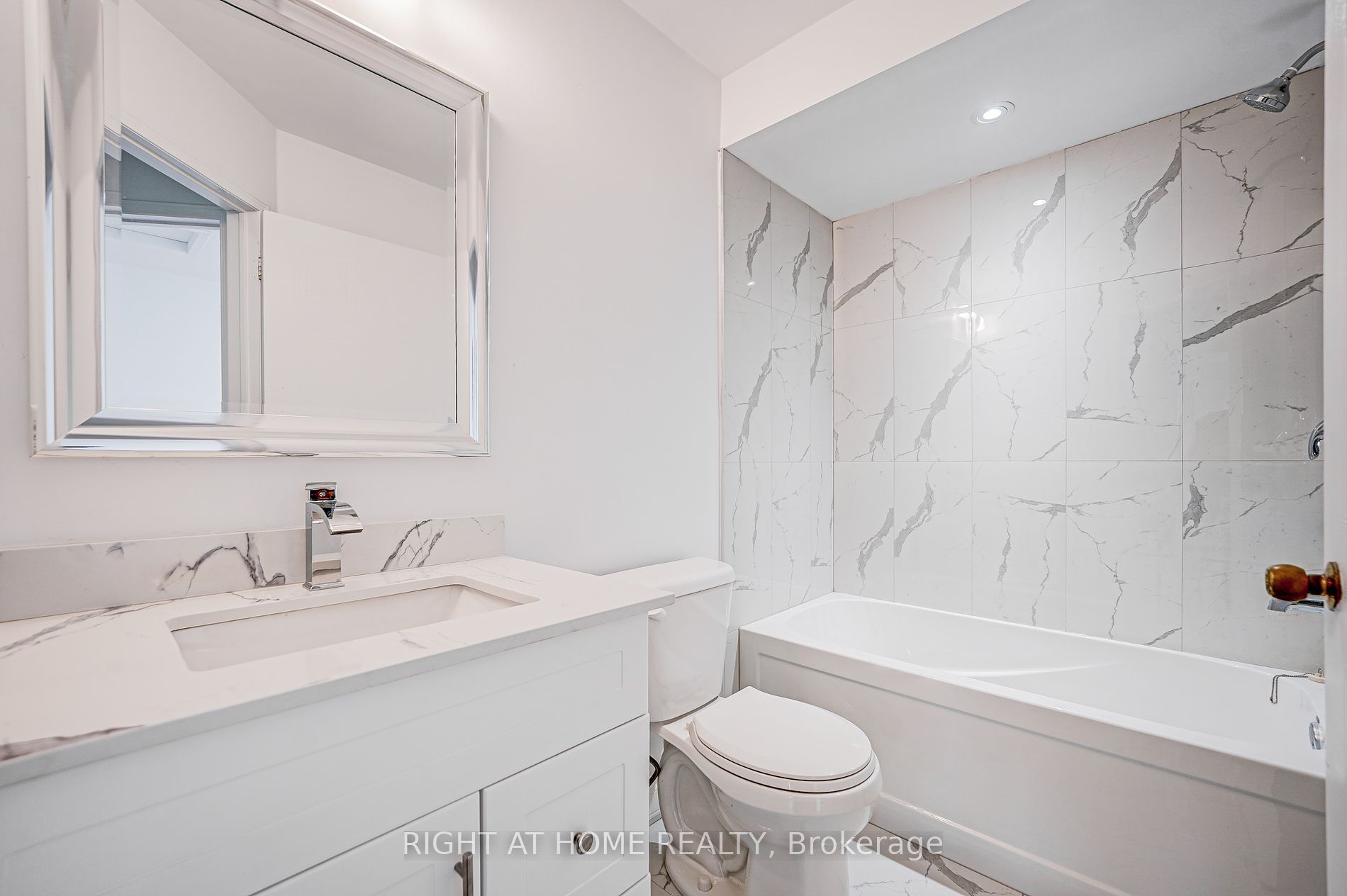101 Weston Rd