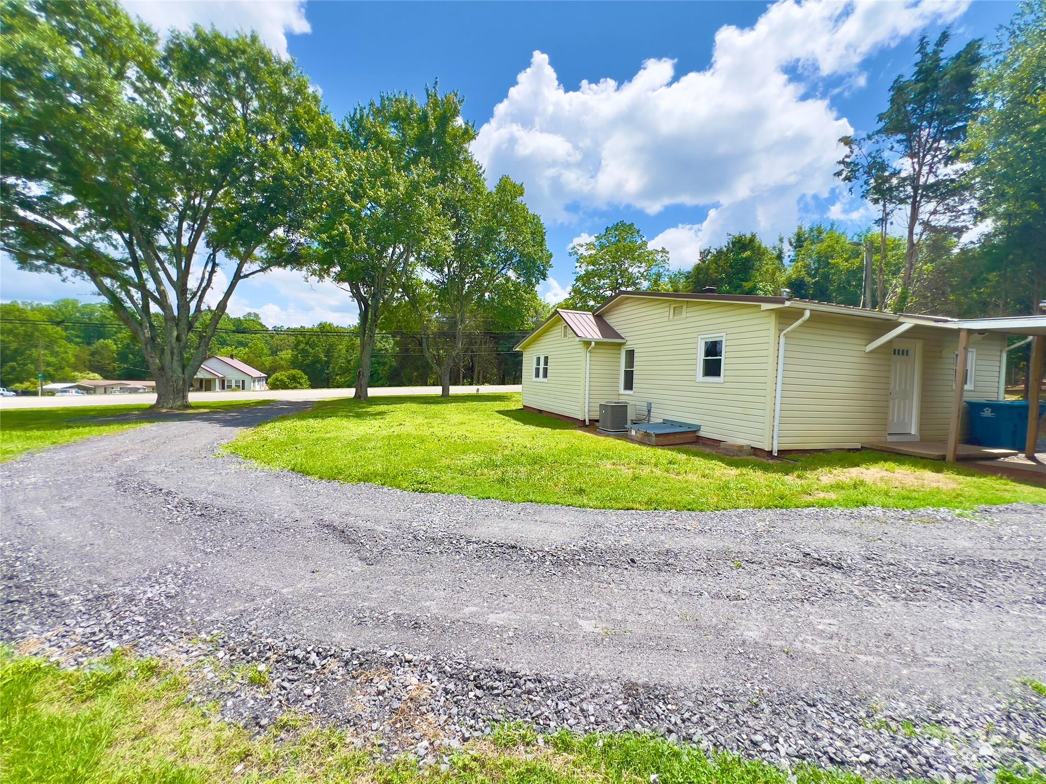 2482 E Nc 10 Highway
