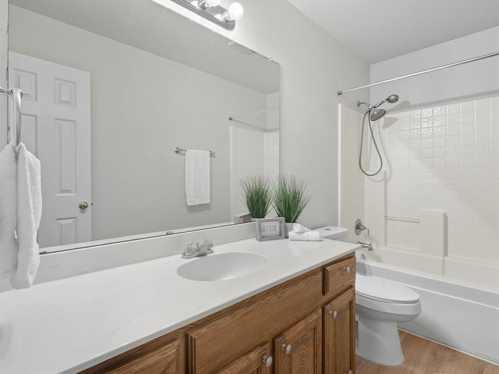 7700 Stonebank Court