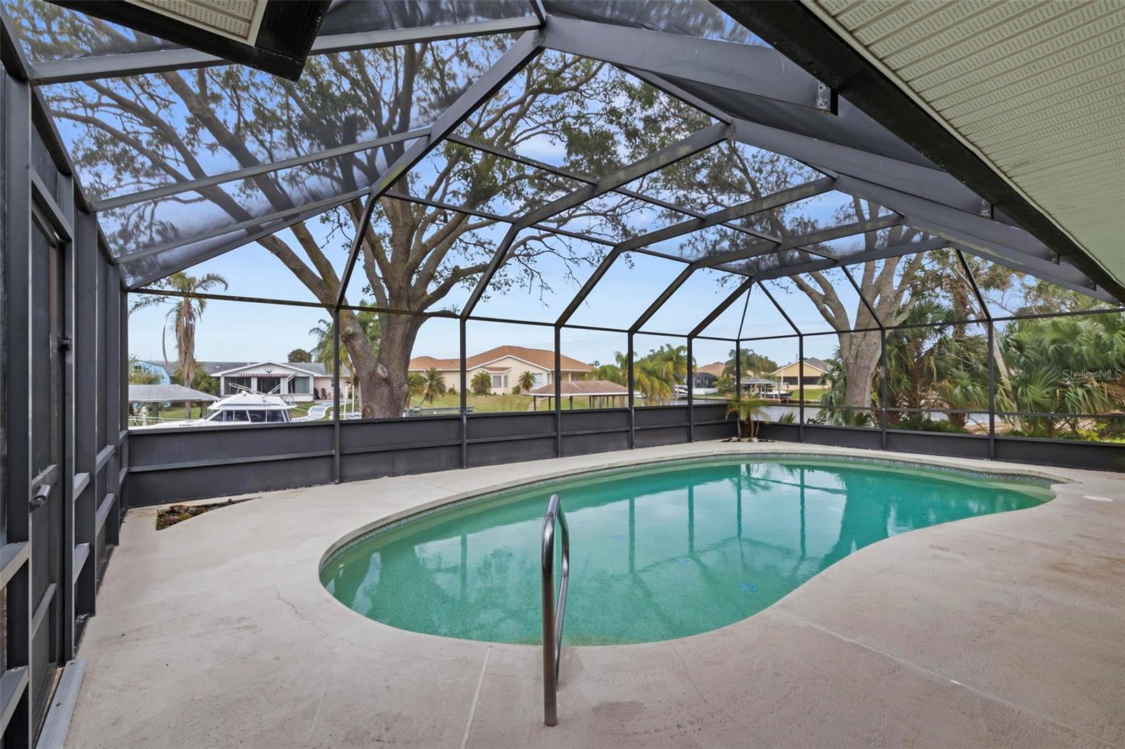 19 Cedar Hollow Court