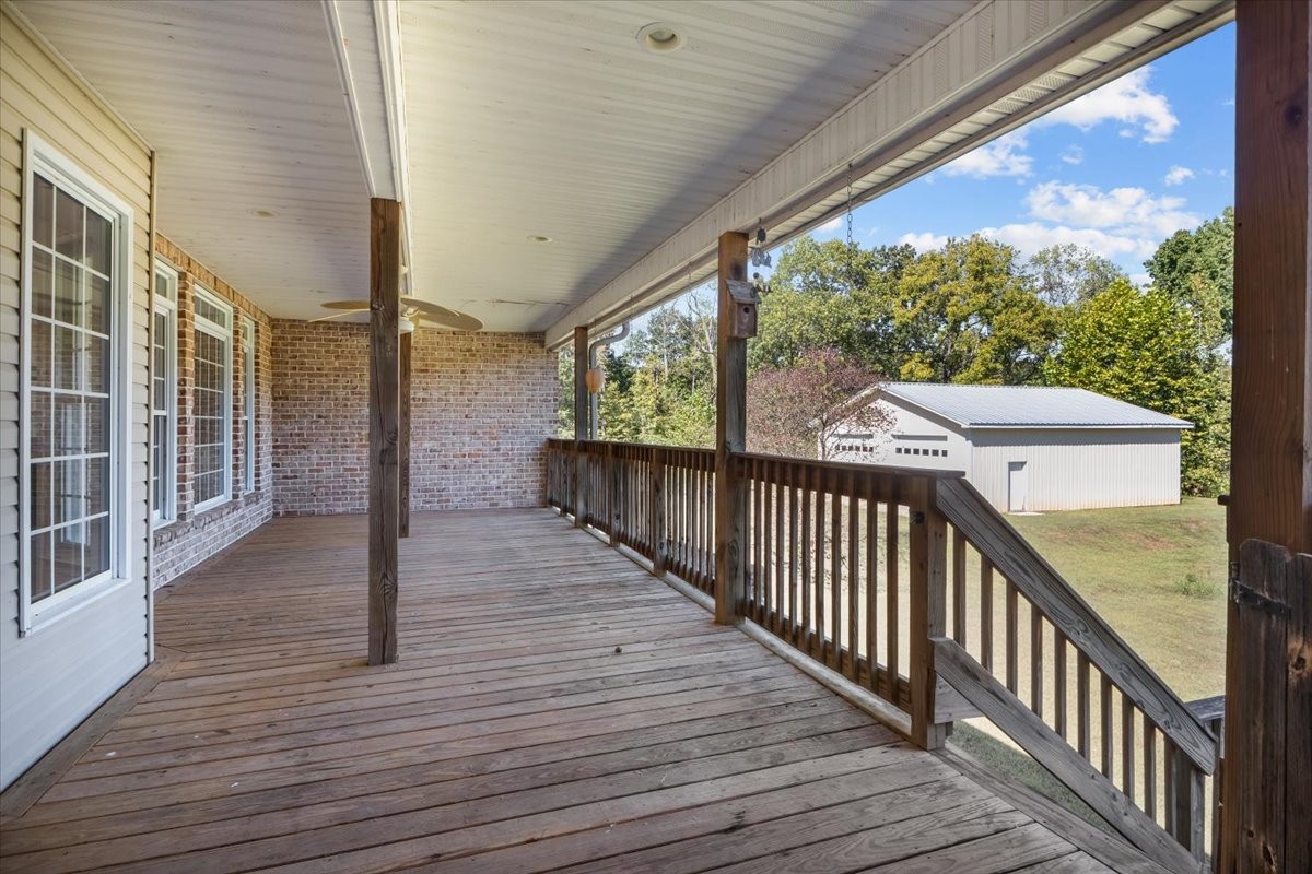 2440 Maple Grove Rd