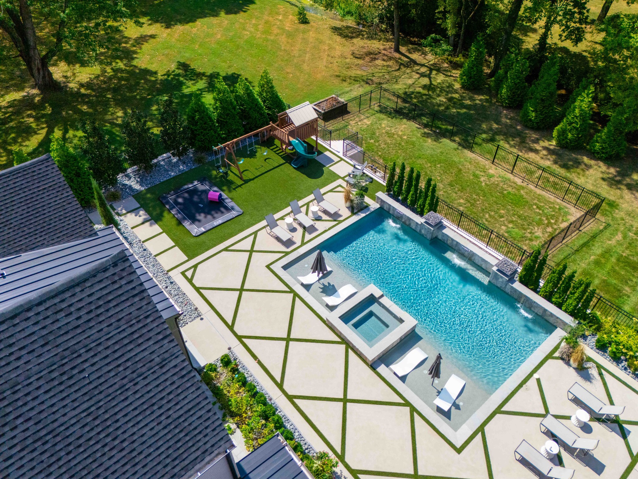 1311 Parker Pl