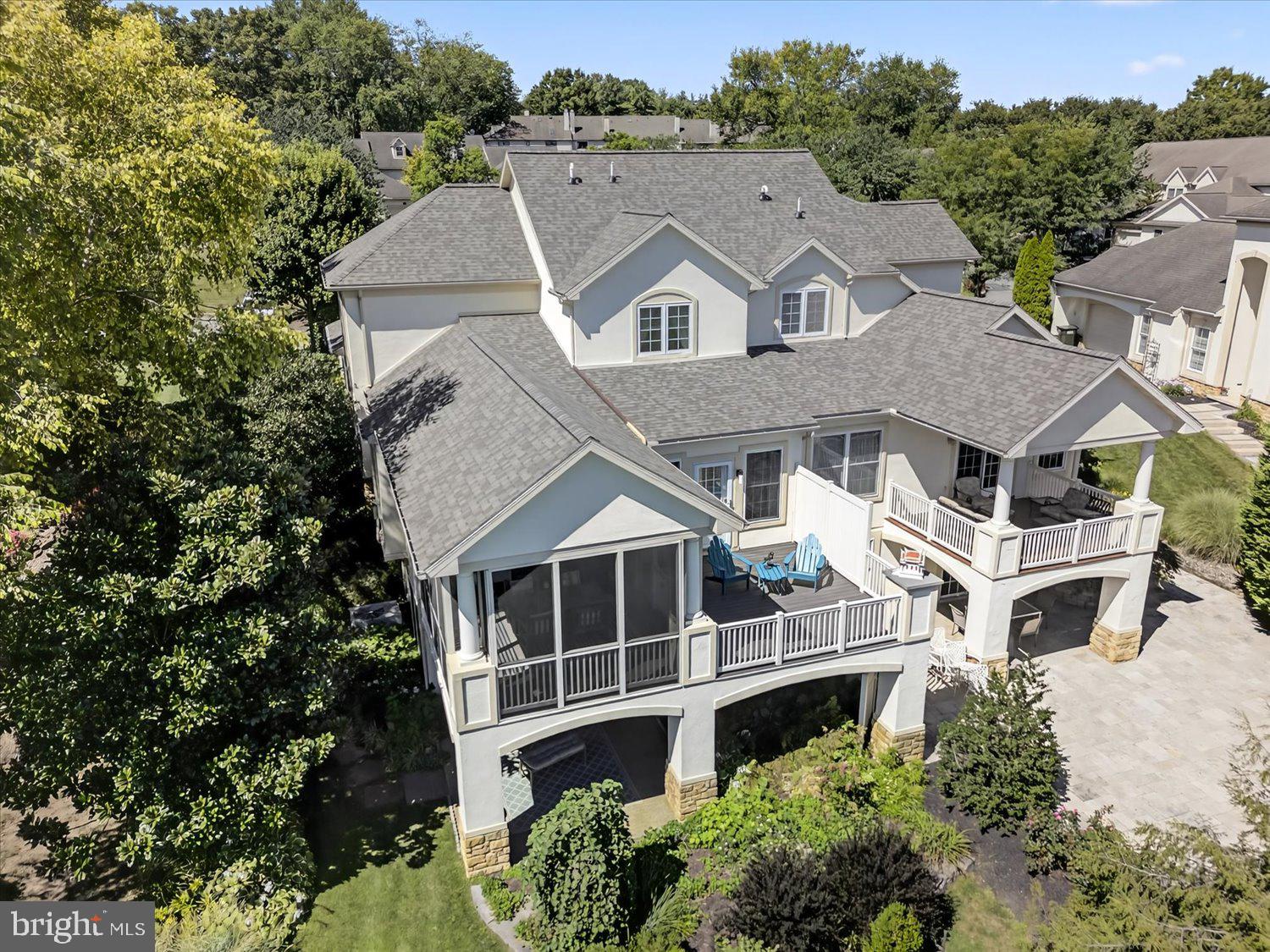 122 Creekgate Court