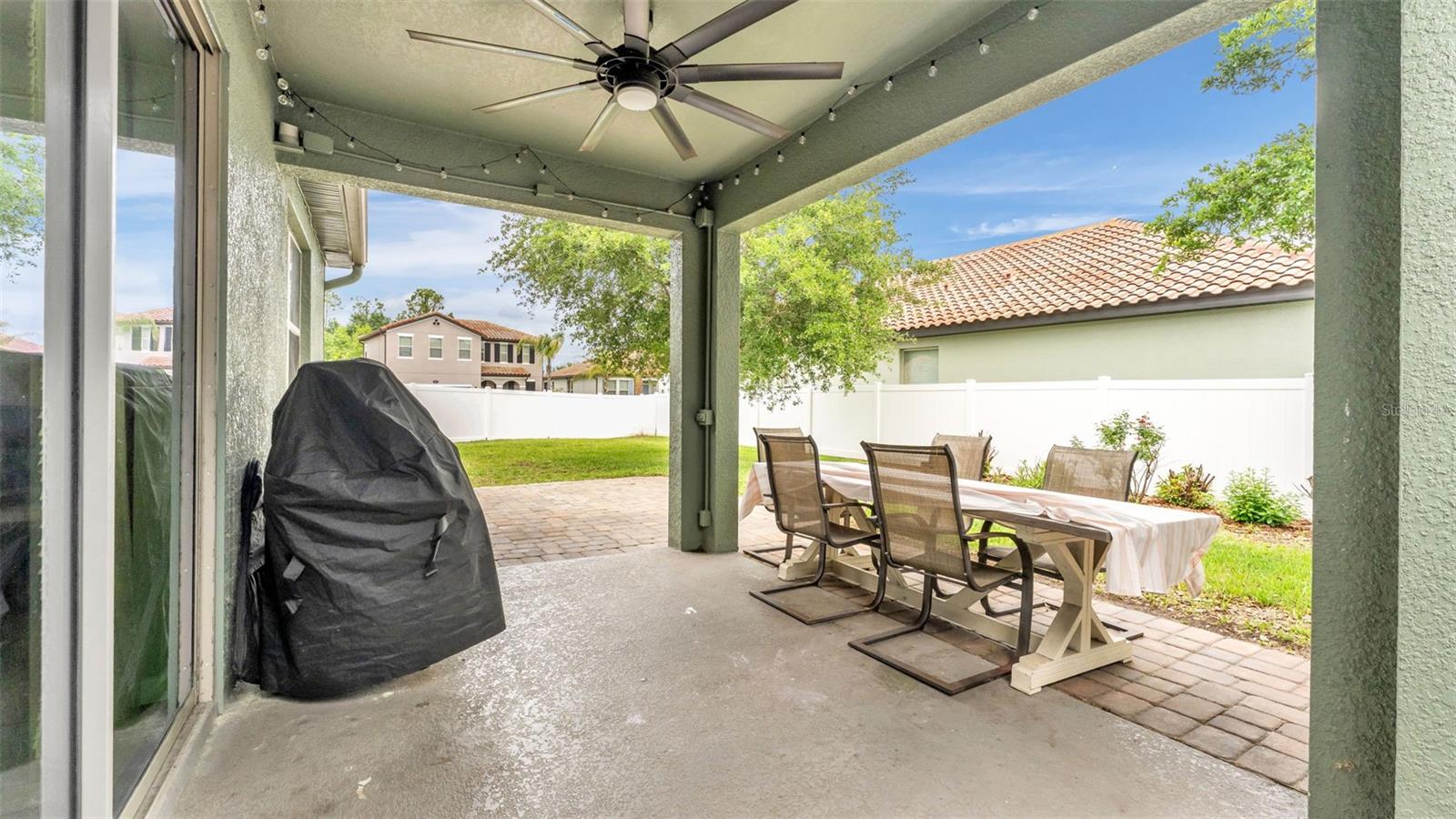 2250 Bella Luna Circle
