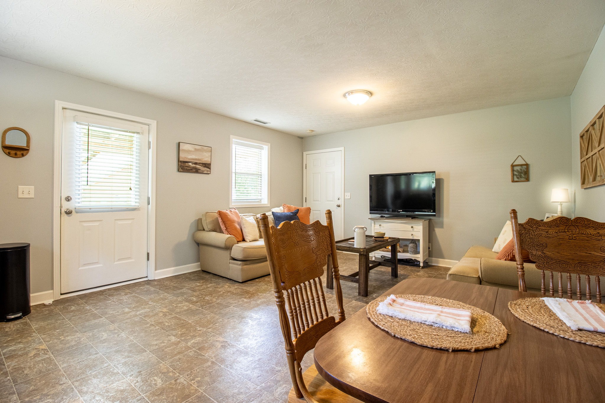 351 Bowling Branch Rd