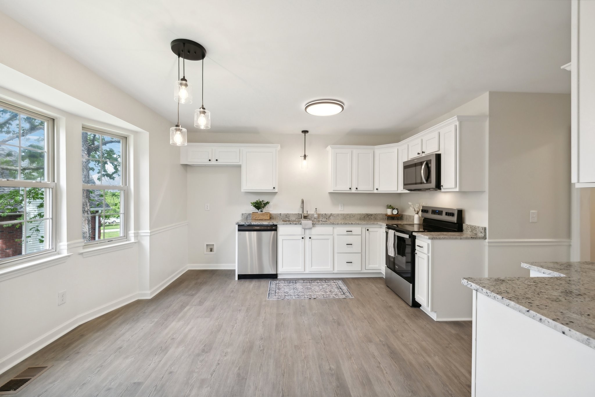 319 Shadowood Dr