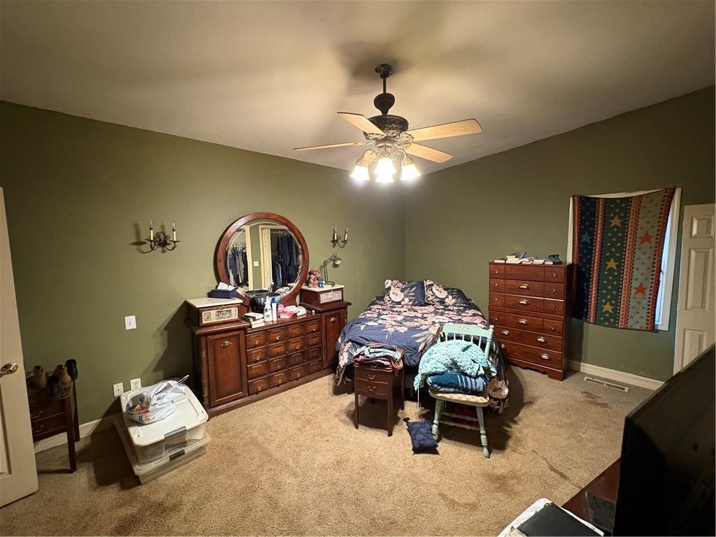 22 U Lake Shore Drive