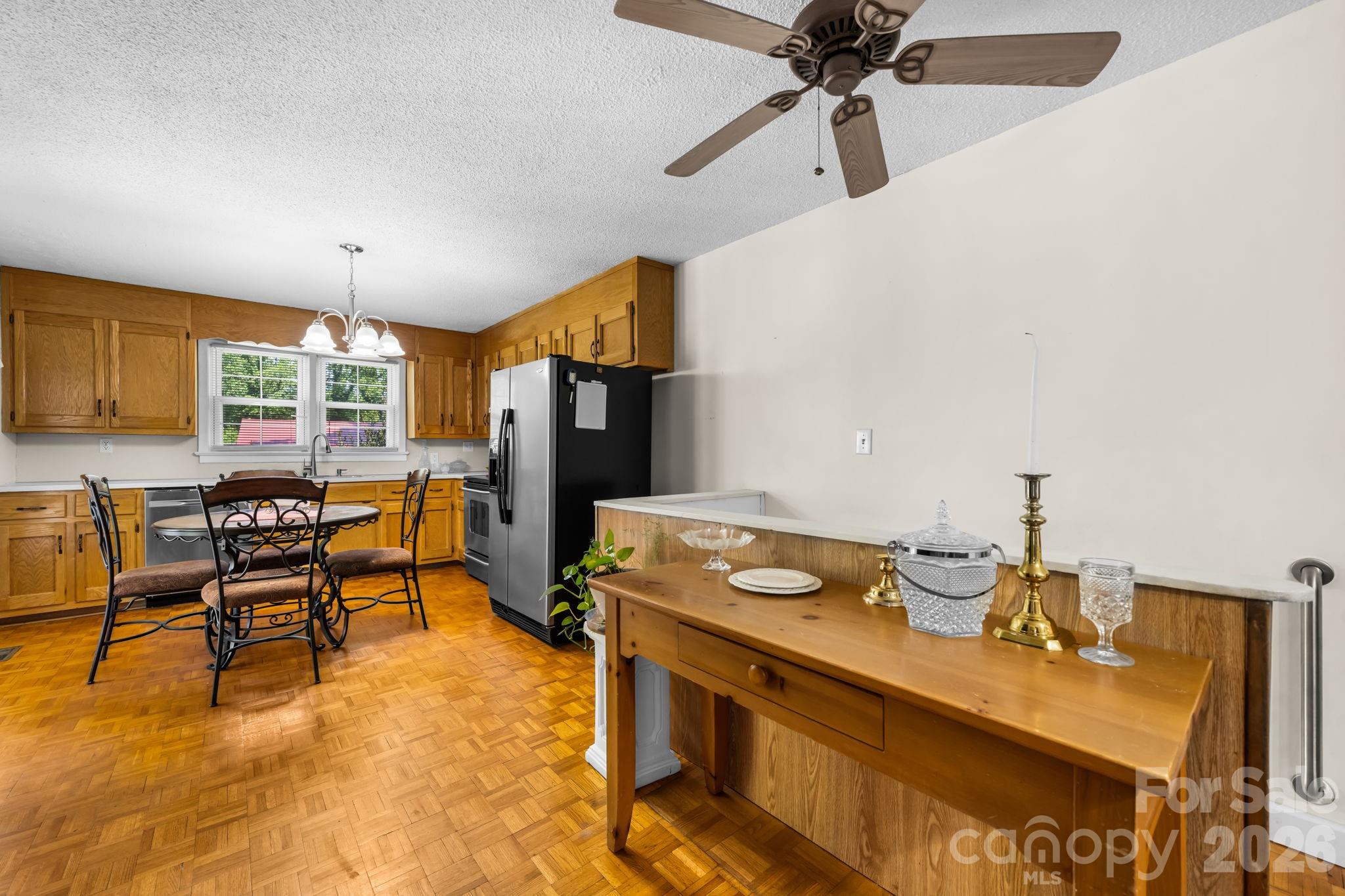 406 Swanson Drive SW