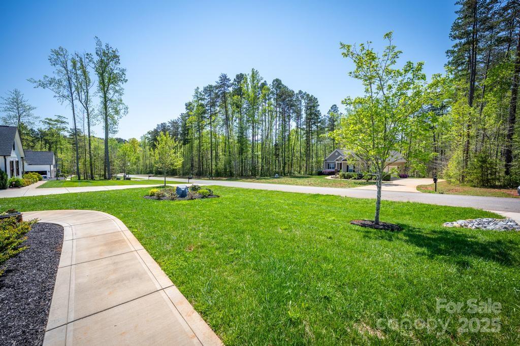 4594 N Wynswept Drive