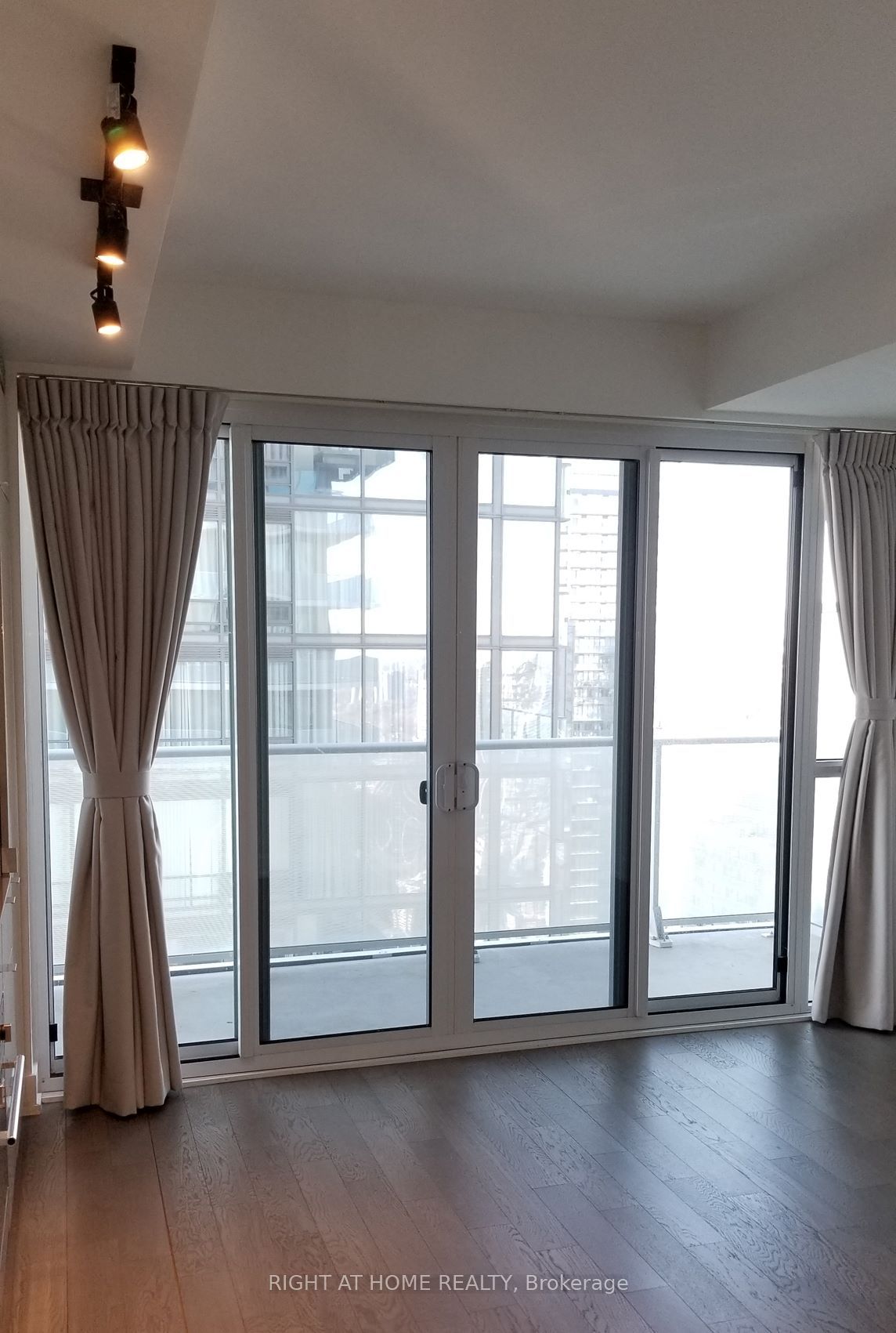 7 Grenville St 4602