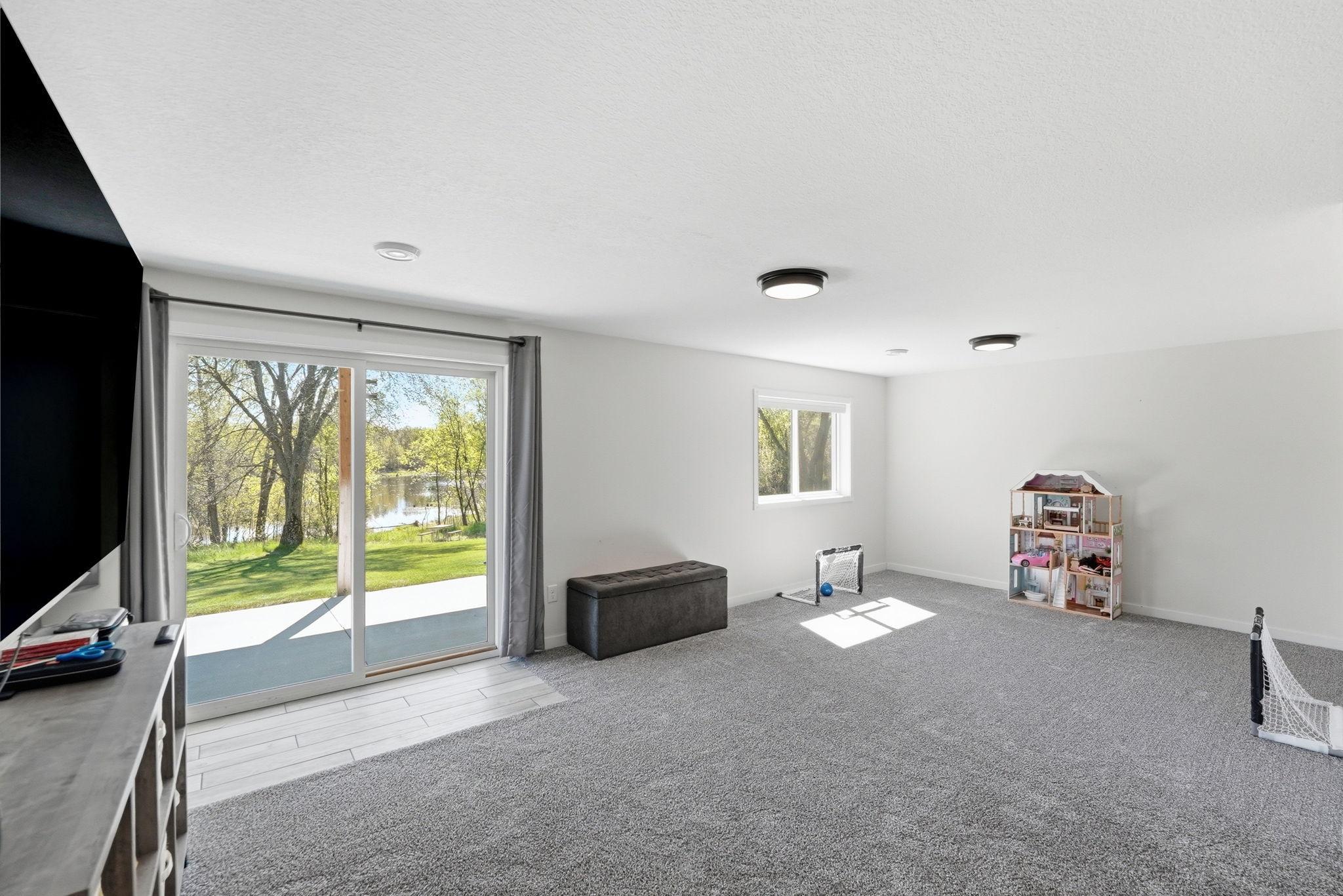 10640 Raven Loop NE