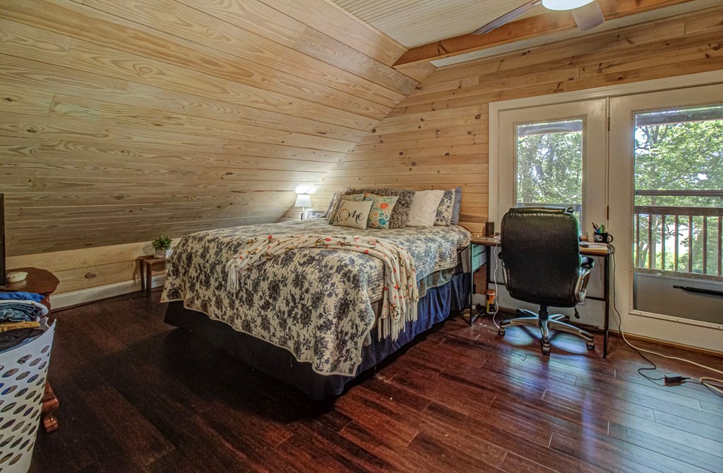 2240 Smith Mountain Rd