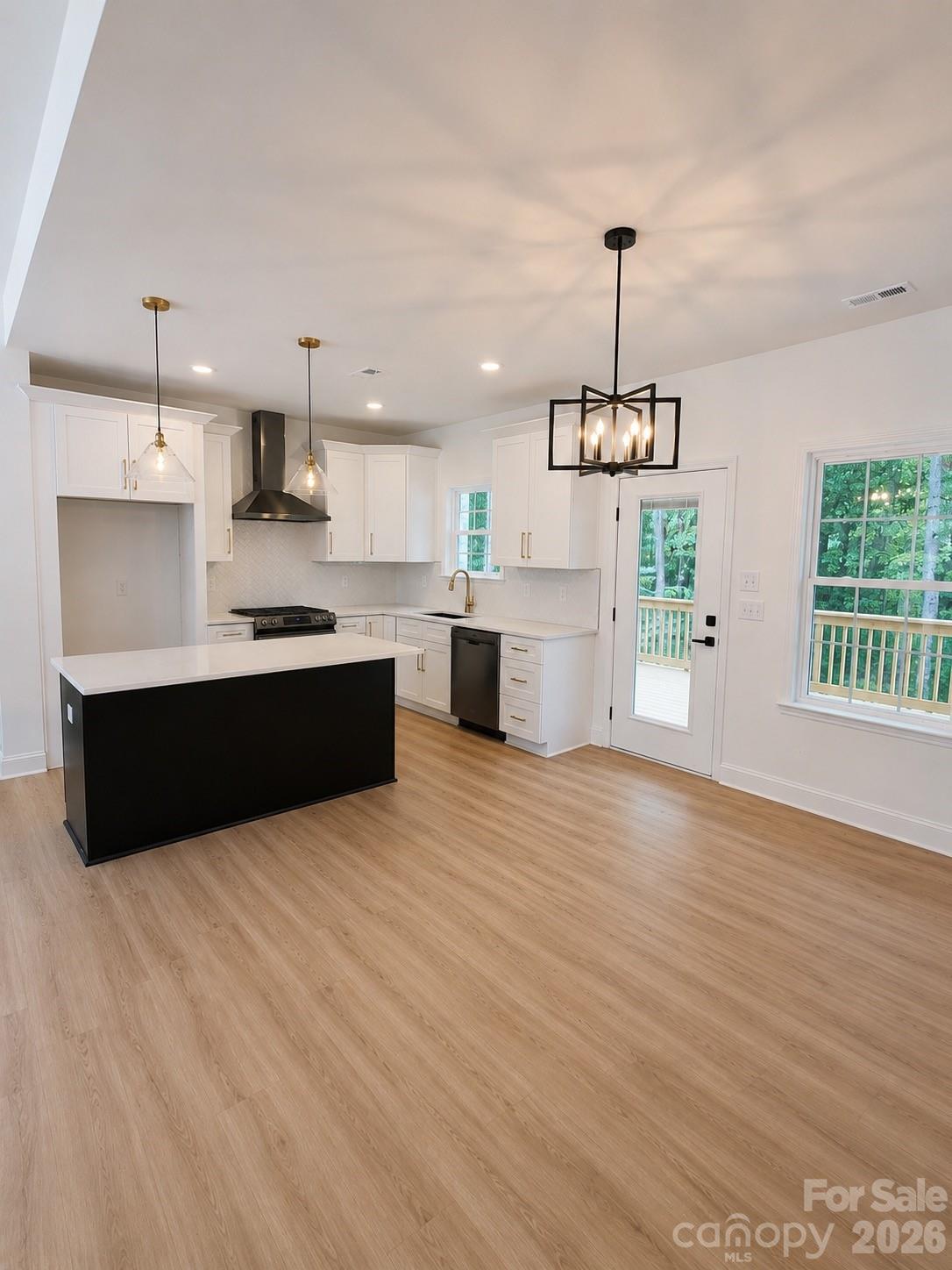 317 Tamarind Drive 560