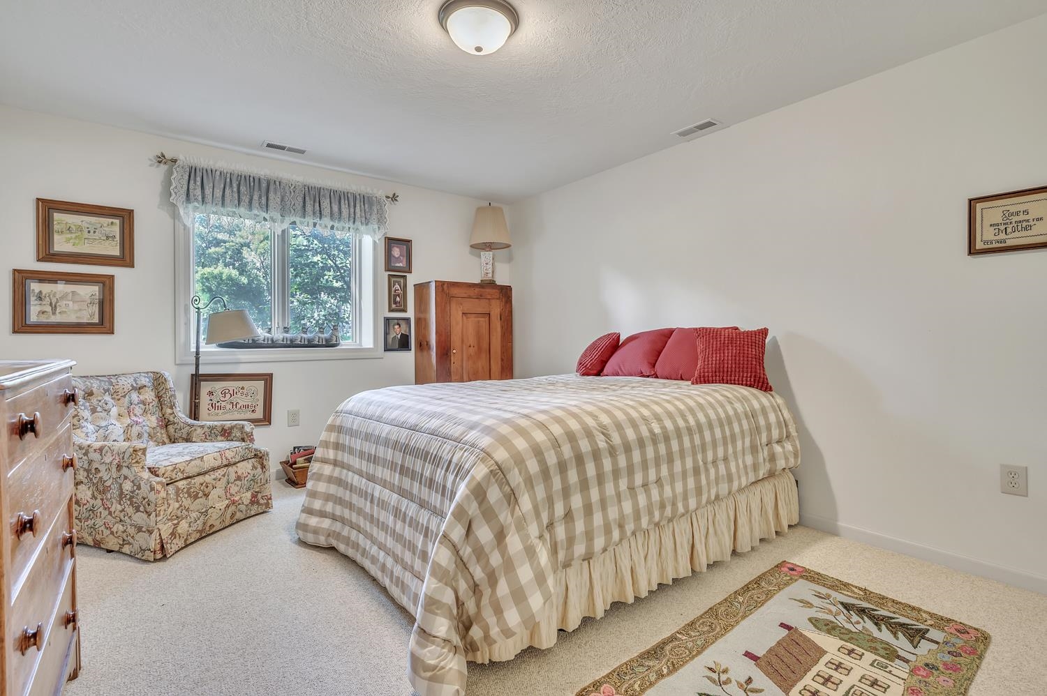 211 Emerald Meadows Drive