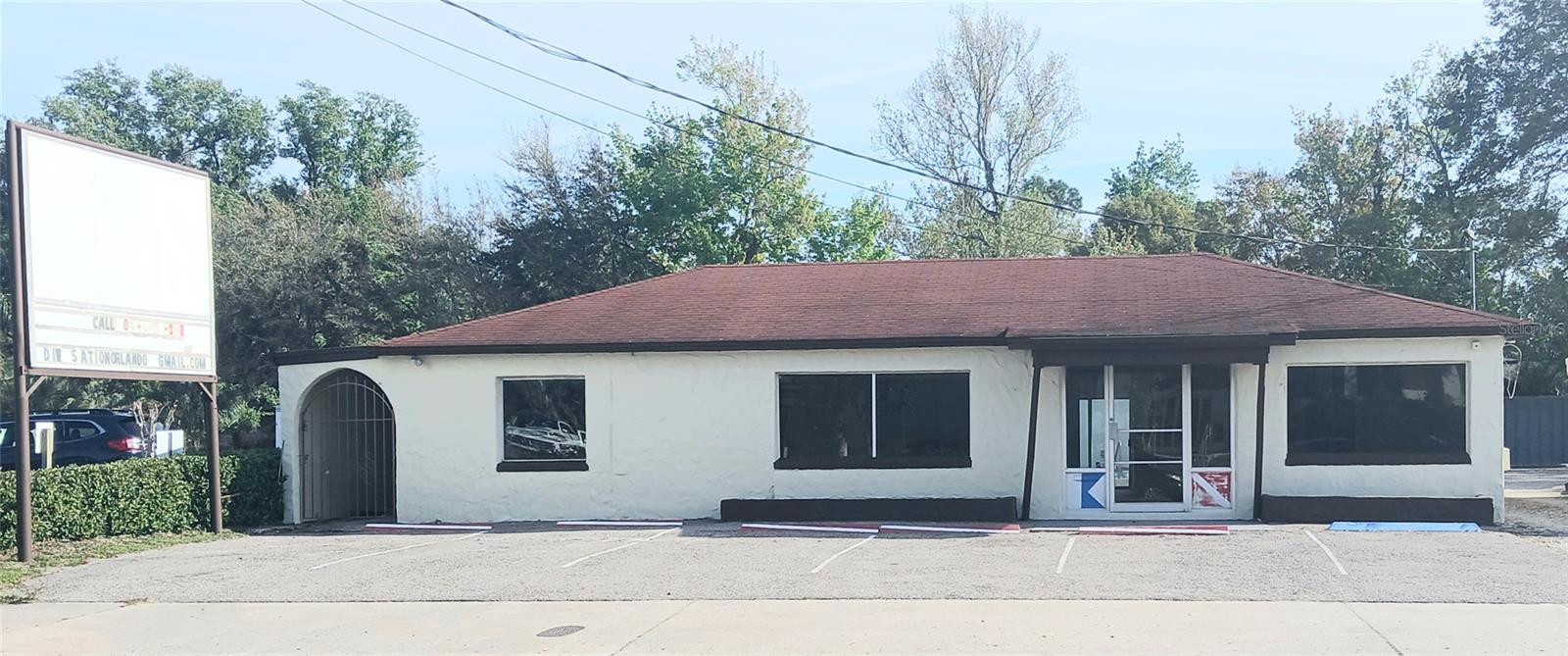 AMAZING OPPORTUNITY COMMERCIAL BUILDING IN THE HEART OF BEAUTIFUL COLLEGE PARK , VERY UNIQUE FORMERLY A DIVE SHOP  HAS OLYMPIC SIZE SWIMMING POOL IN BACK. Currently has 6 parking spaces but room for expansion for more parking. So many great uses