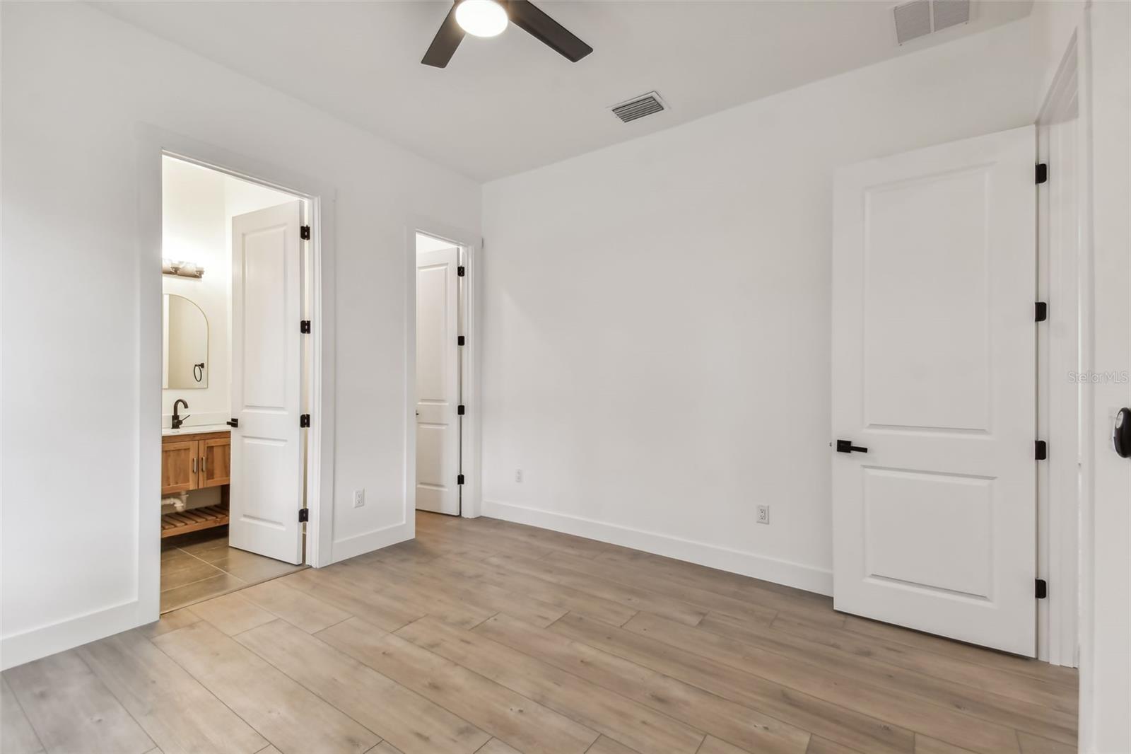 4717 W Oklahoma Avenue