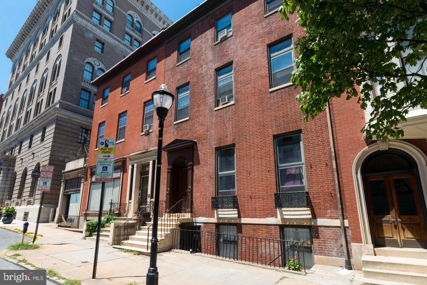 18 WFranklin St  