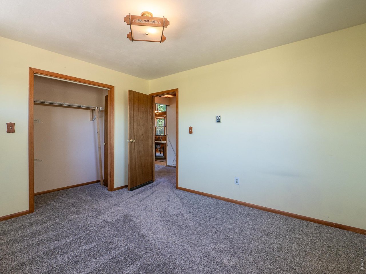 1847 Shoshoni Dr